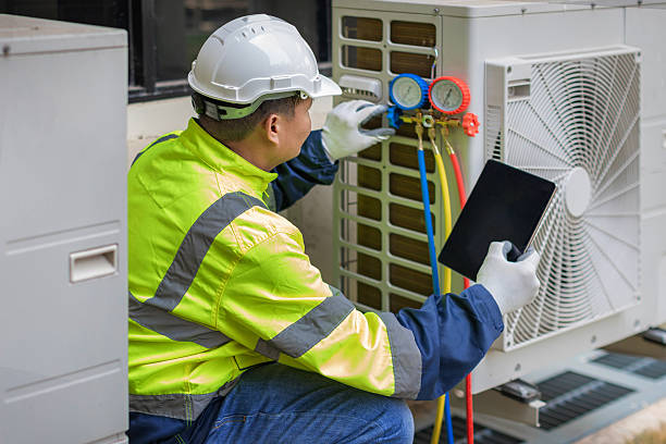 Professional Hvac technician working in Ottine, TX